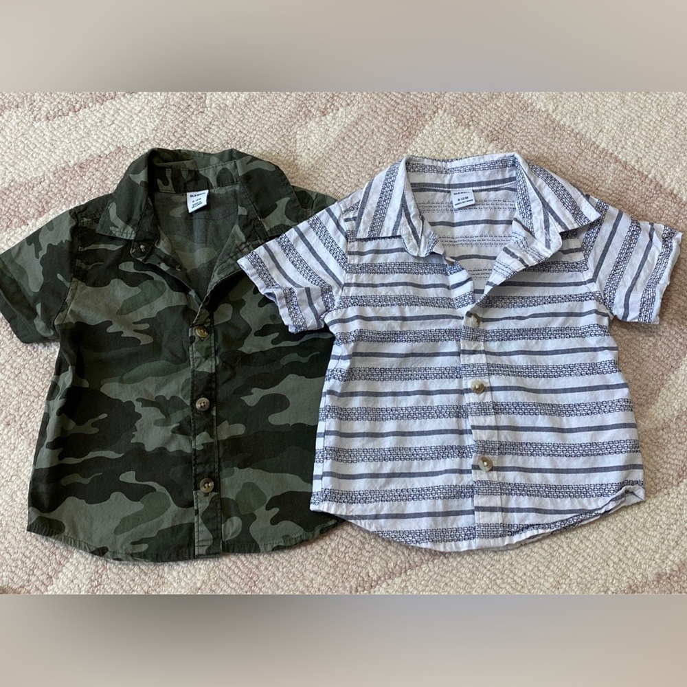 Old Navy Baby Boys Button Up Shirt 6-12M (lot of 2 shirts)